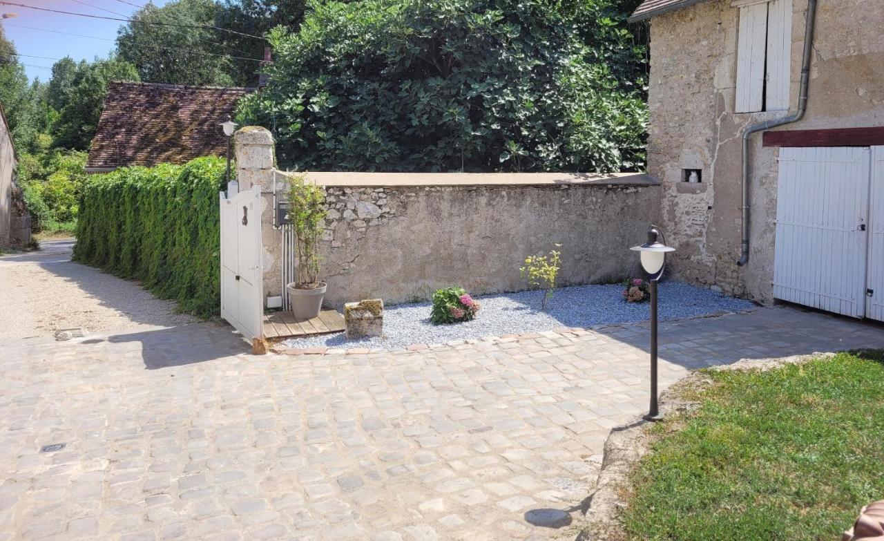 Gite De La Tour De Loire - 65 M2 Au Pied D'Une Tour De Gue Du 17Eme Siecle Mer Exterior foto