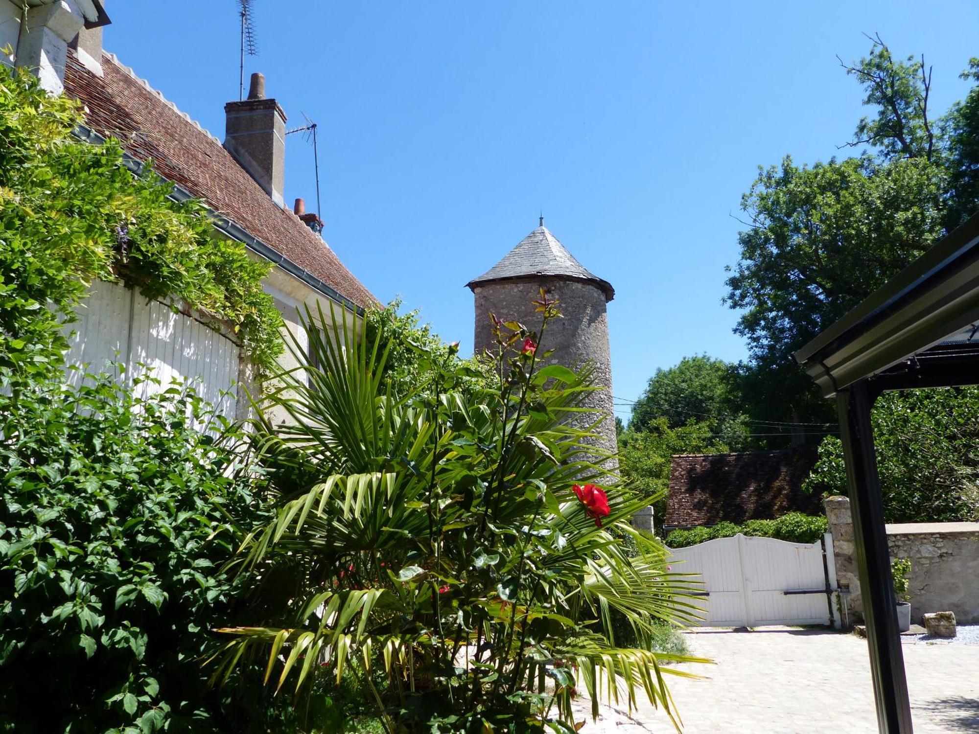 Gite De La Tour De Loire - 65 M2 Au Pied D'Une Tour De Gue Du 17Eme Siecle Mer Exterior foto